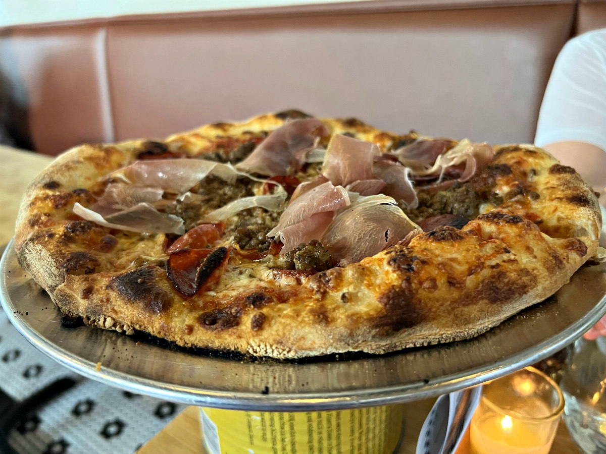 Review: Lyle’s Pizzeria, new in Midtown, stands out with sourdough crust and comfortable atmosphere